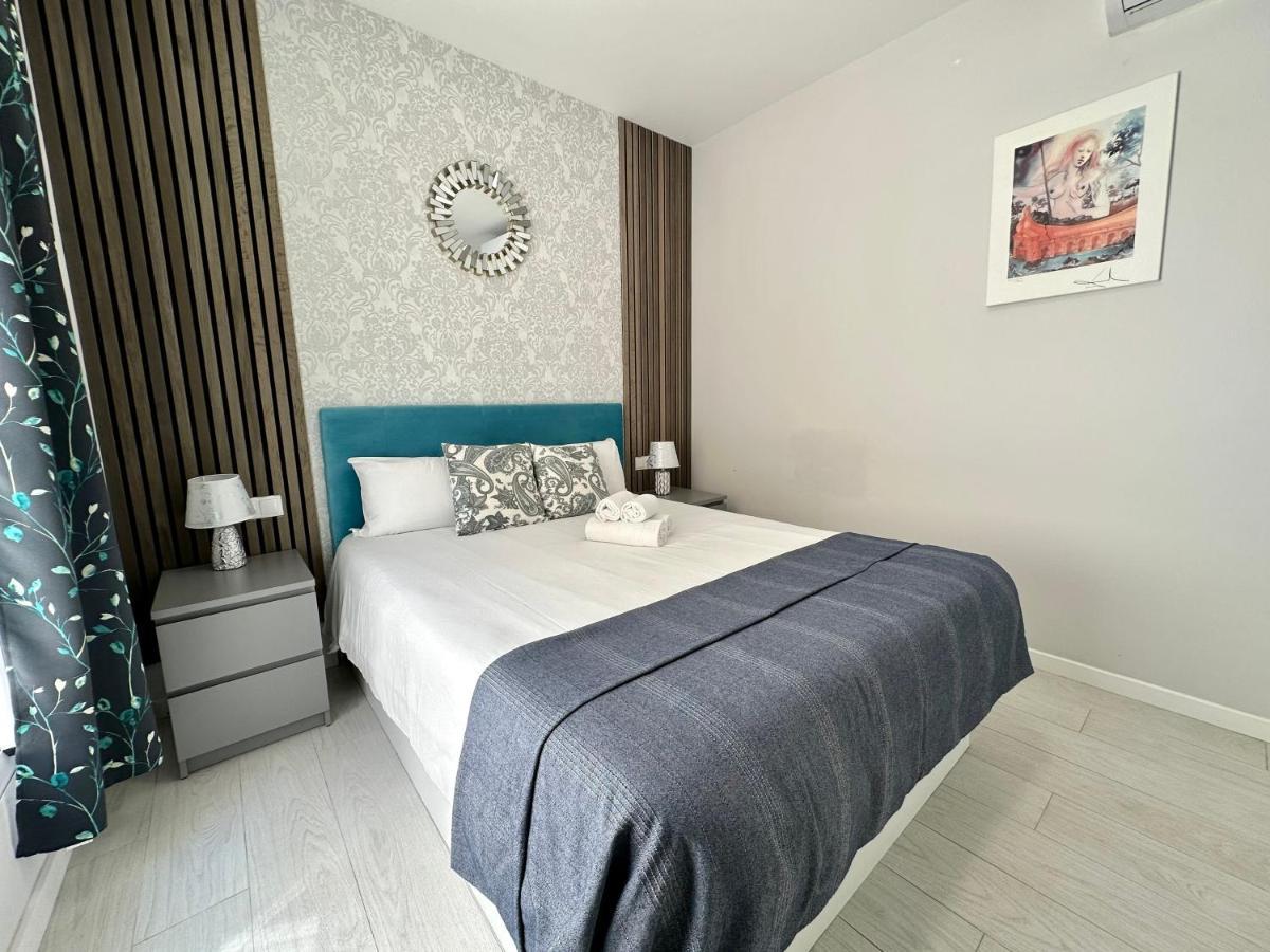 Reinapart Valencia Beach Екстер'єр фото